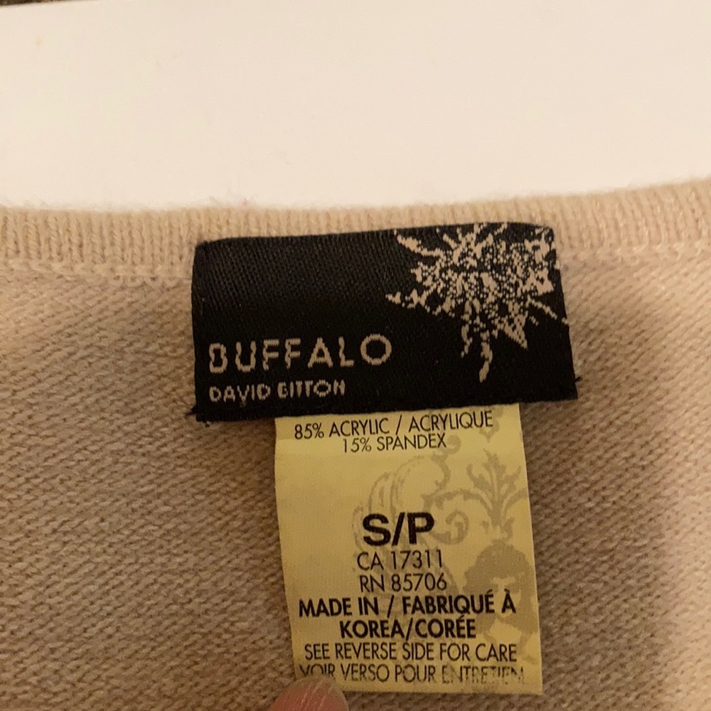 Small Sweater - Picture 4 of 8